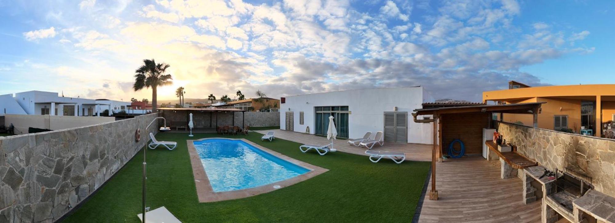 Villa & Golf & Heated Saltwater Pool & Leisure & Wifi カレタ・デ・フステ エクステリア 写真